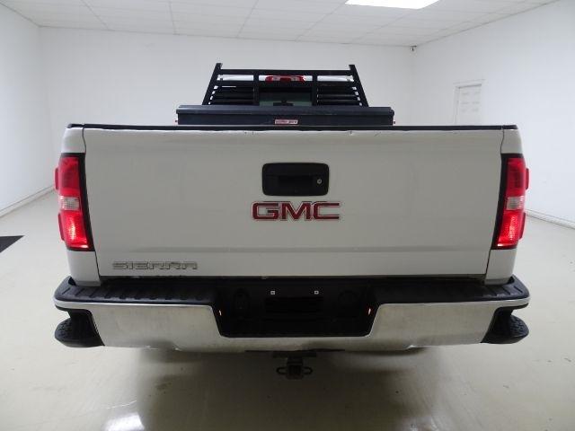 GMC Sierra 1500 2WD Reg Cab 133.0" 2018