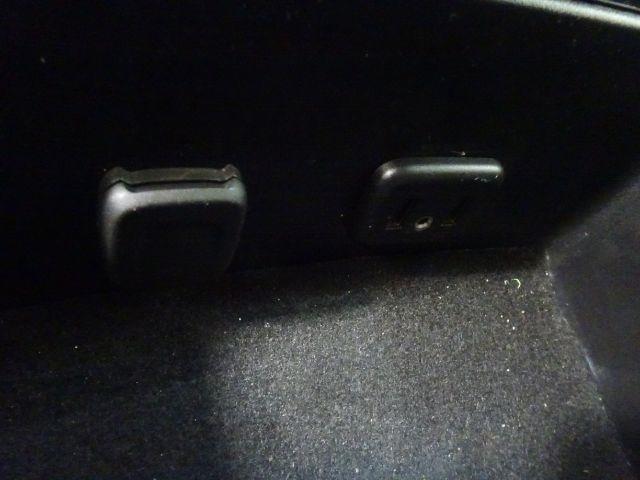 GMC Sierra 1500 2WD Reg Cab 133.0" 2018