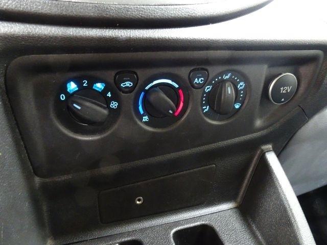 Ford Transit Van T-250 148" Med Rf 9000 GVWR Sliding RH Dr 2017