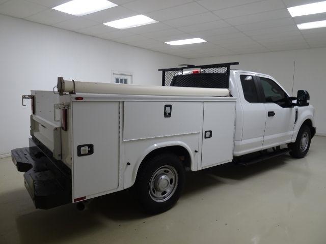 Ford Super Duty F-250 SRW Lariat 2WD SuperCab 8' Box 2019