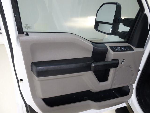 Ford Super Duty F-250 SRW Lariat 2WD SuperCab 8' Box 2019