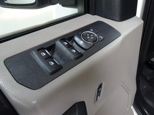 Ford Super Duty F-250 SRW Lariat 2WD SuperCab 8' Box 2019