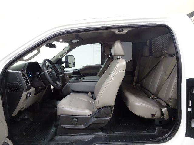 Ford Super Duty F-250 SRW Lariat 2WD SuperCab 8' Box 2019