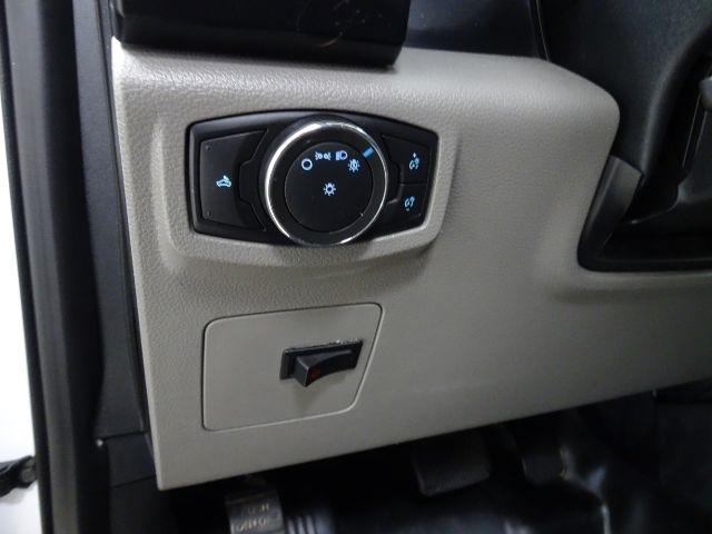 Ford F-150 4WD SuperCrew 145" King Ranch 2016