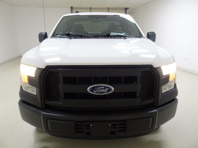 Ford F-150 2WD Reg Cab 141" XLT 2015