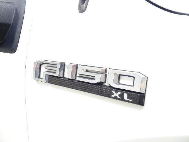 Ford F-150 2WD Reg Cab 141" XLT 2015