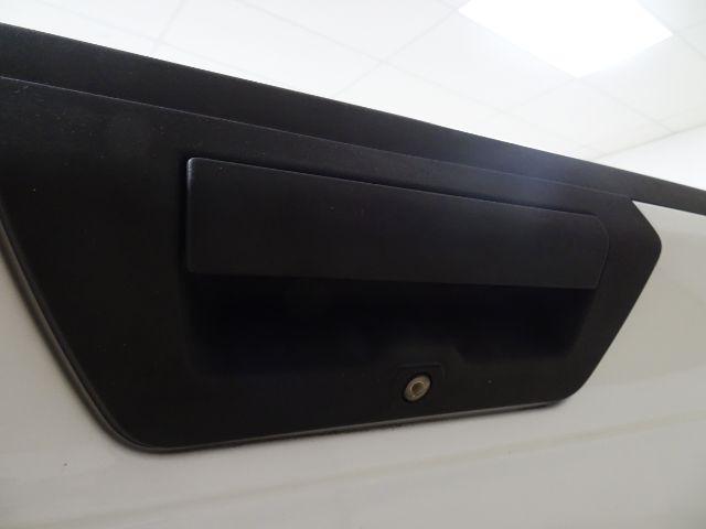 Ford F-150 2WD Reg Cab 141" XLT 2015