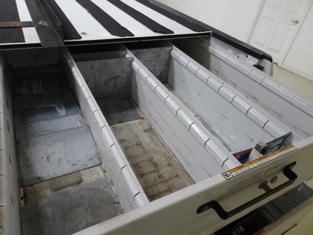 Ford F-150 2WD Reg Cab 141" XLT 2015