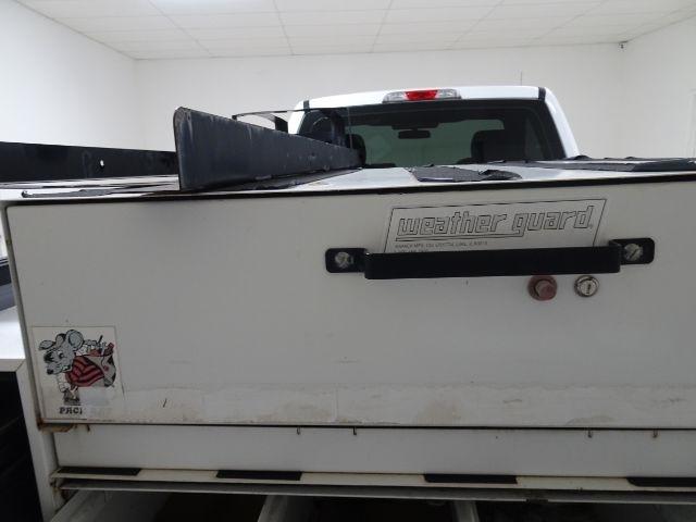 Ford F-150 2WD Reg Cab 141" XLT 2015