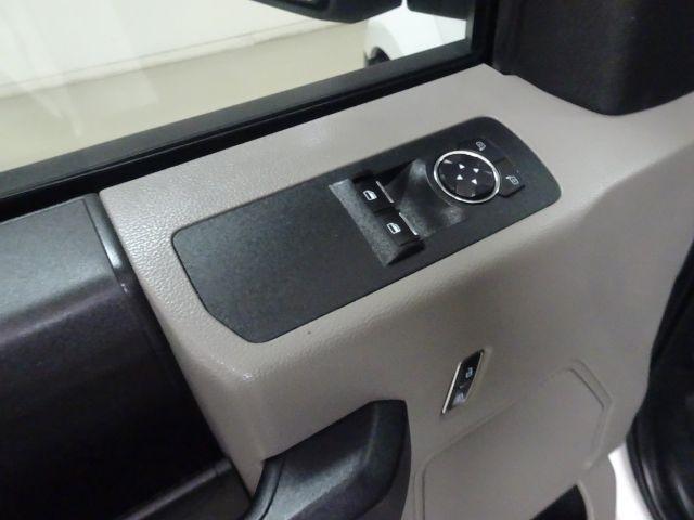 Ford F-150 2WD Reg Cab 141" XLT 2015