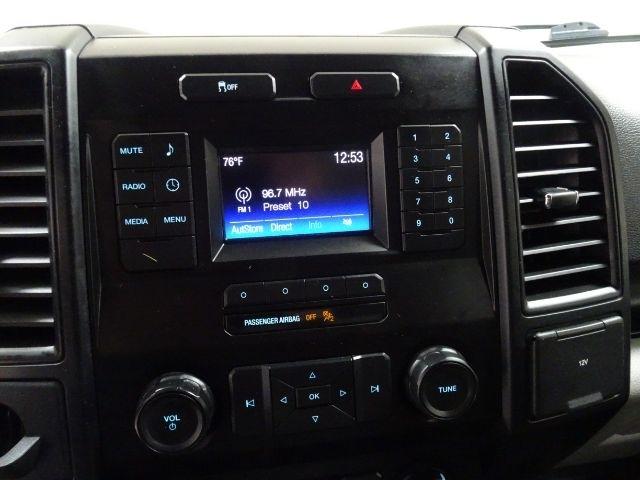 Ford F-150 2WD Reg Cab 141" XLT 2015