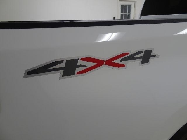 Chevrolet Silverado 2500HD 4WD Crew Cab 159" LT 2022