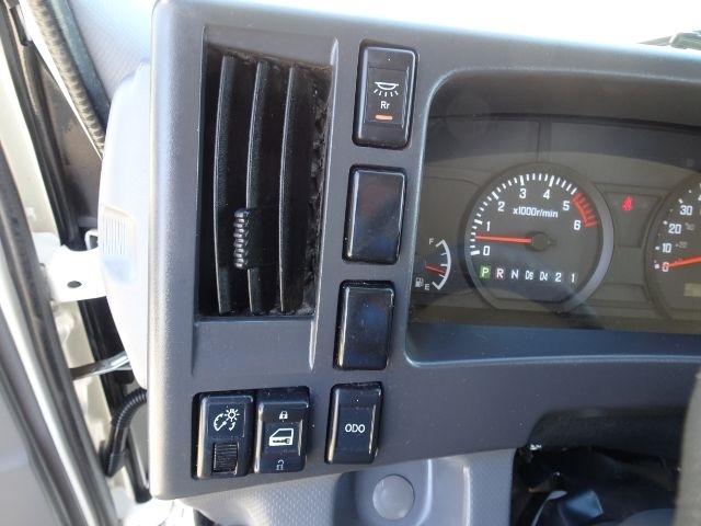 Isuzu NPR HD  2019