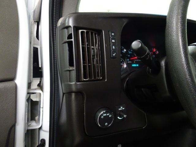 Chevrolet Express Cargo Van RWD 2500 135" 2021