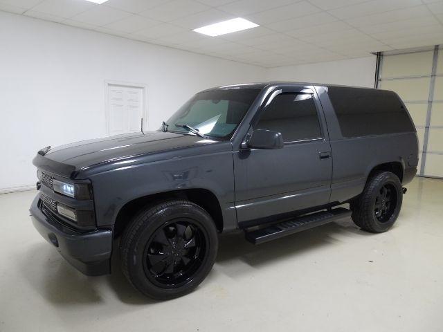 Chevrolet Tahoe 2dr 1999