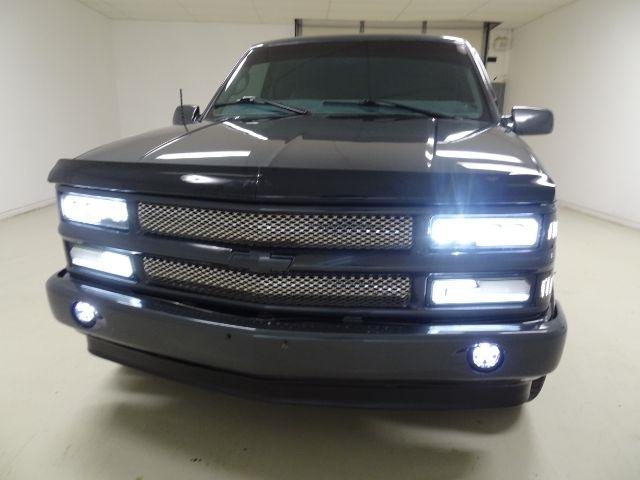 Chevrolet Tahoe 2dr 1999