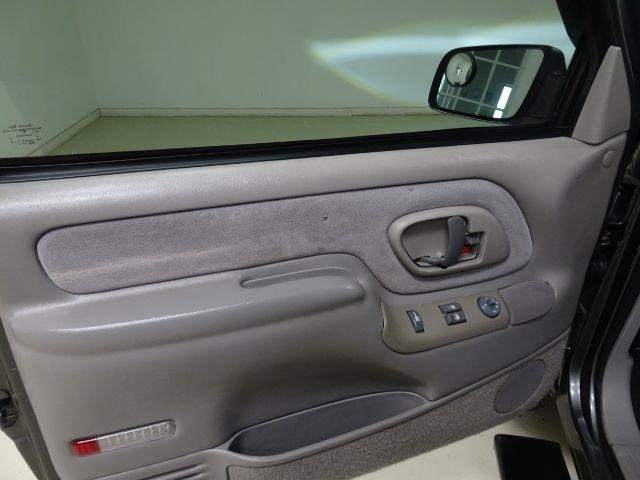 Chevrolet Tahoe 2dr 1999