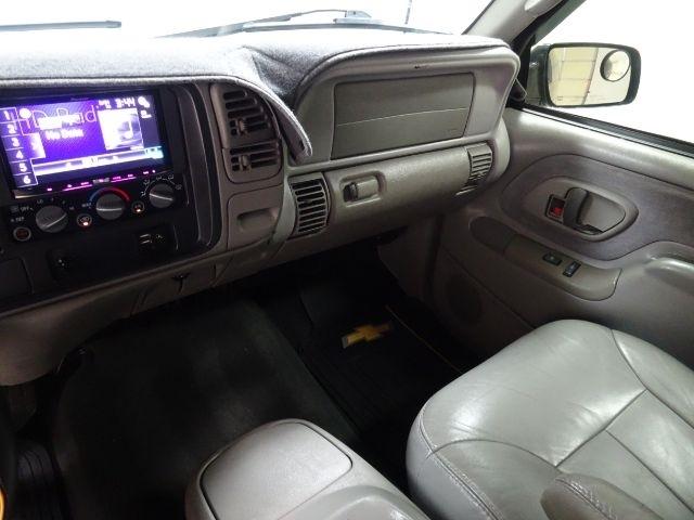 Chevrolet Tahoe 2dr 1999