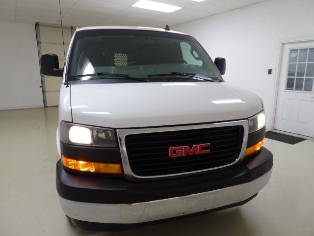 GMC Savana Cargo Van RWD 2500 135" 2021