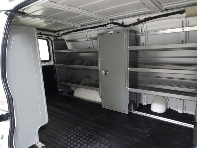 GMC Savana Cargo Van RWD 2500 135" 2021