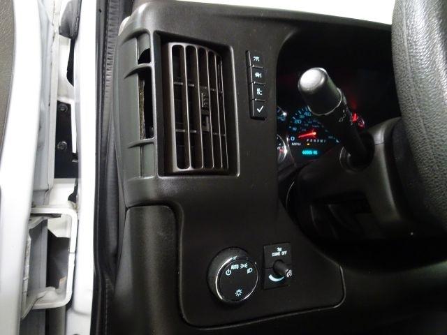 GMC Savana Cargo Van RWD 2500 135" 2021