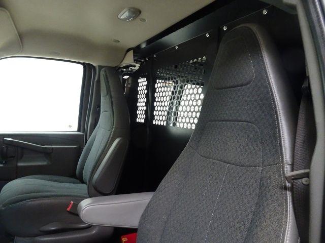 GMC Savana Cargo Van RWD 2500 135" 2021