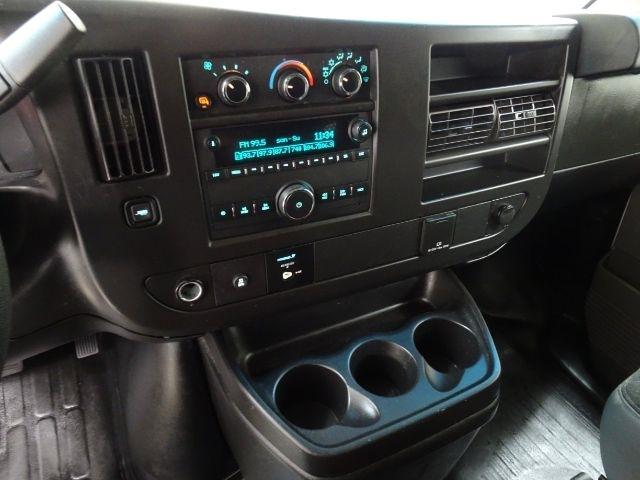 GMC Savana Cargo Van RWD 2500 135" 2021