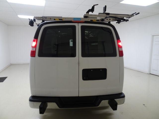 GMC Savana Cargo Van RWD 2500 135" 2020