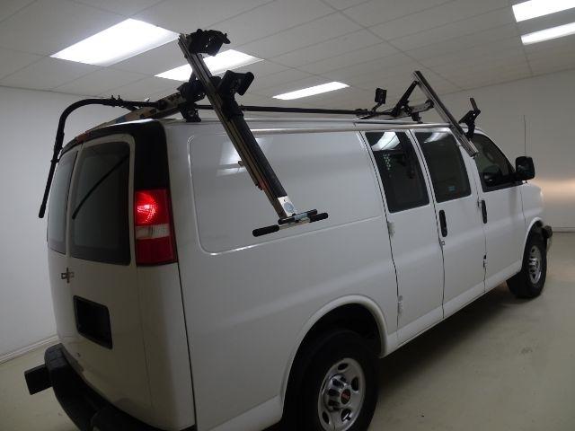 GMC Savana Cargo Van RWD 2500 135" 2020