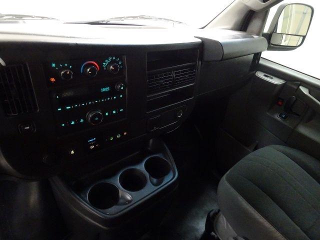 GMC Savana Cargo Van RWD 2500 135" 2020