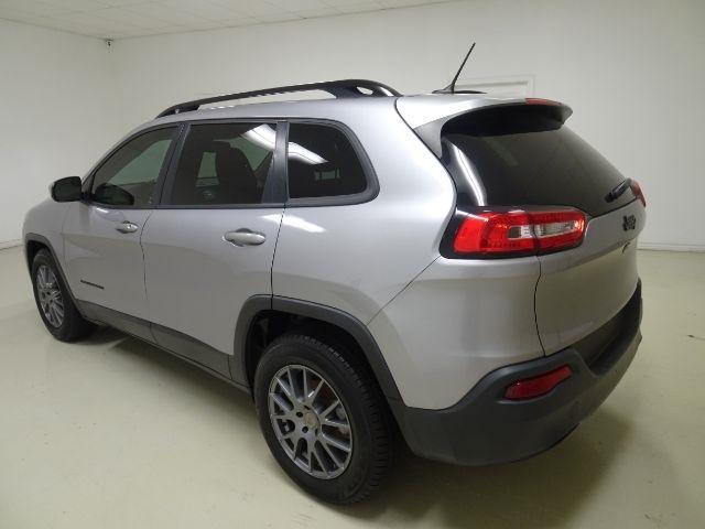 Jeep Cherokee Latitude FWD 2018
