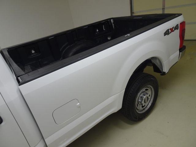 Ford Super Duty F-250 SRW XL 4WD Crew Cab 8' Box 2021