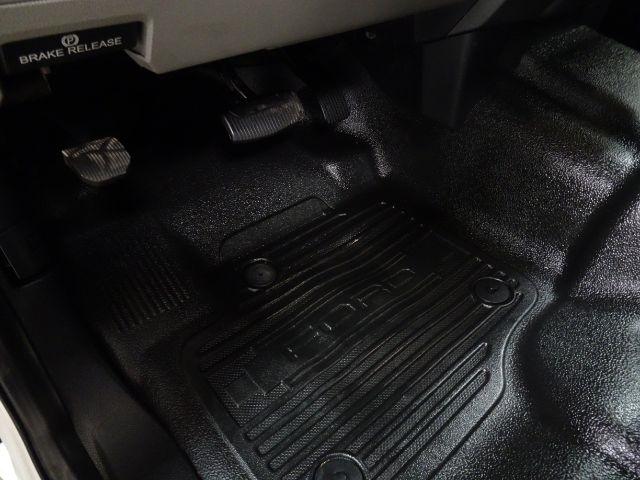 Ford Super Duty F-250 SRW XL 4WD Crew Cab 8' Box 2021