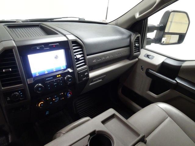 Ford Super Duty F-250 SRW XL 4WD Crew Cab 8' Box 2021