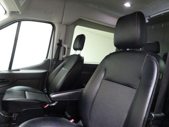 Ford Transit Crew Van T-250 130" Med Rf 9070 GVWR RWD 2021