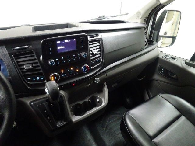 Ford Transit Crew Van T-250 130" Med Rf 9070 GVWR RWD 2021