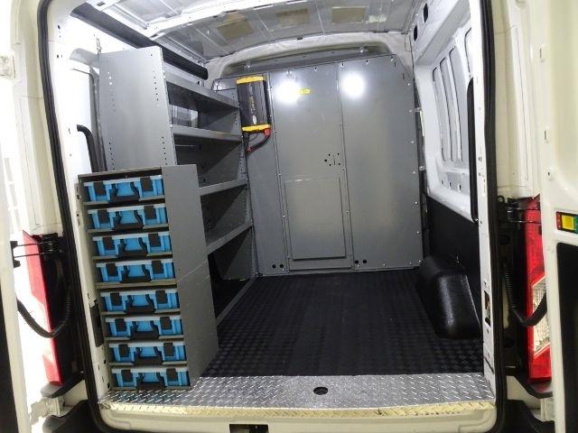 Ford Transit Crew Van T-250 130" Med Rf 9070 GVWR RWD 2021