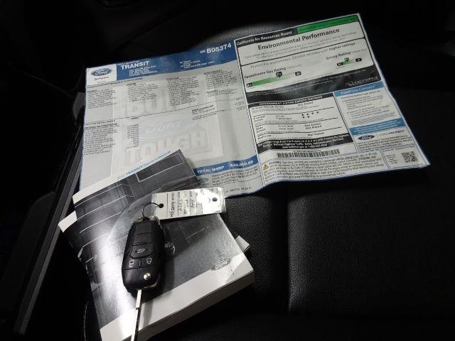 Ford Transit Crew Van T-250 130" Med Rf 9070 GVWR RWD 2021