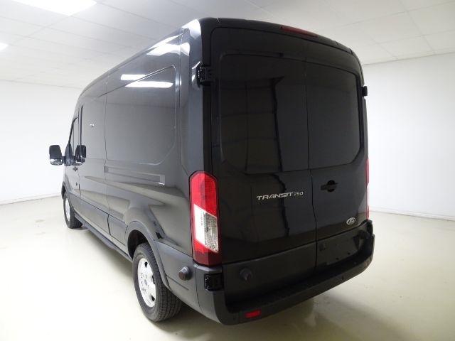 Ford Transit Van T-250 148" Med Rf 9000 GVWR Sliding RH Dr 2017