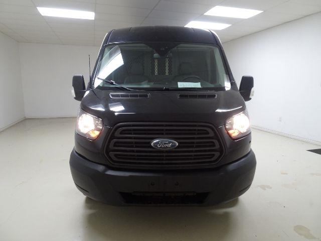 Ford Transit Van T-250 148" Med Rf 9000 GVWR Sliding RH Dr 2017