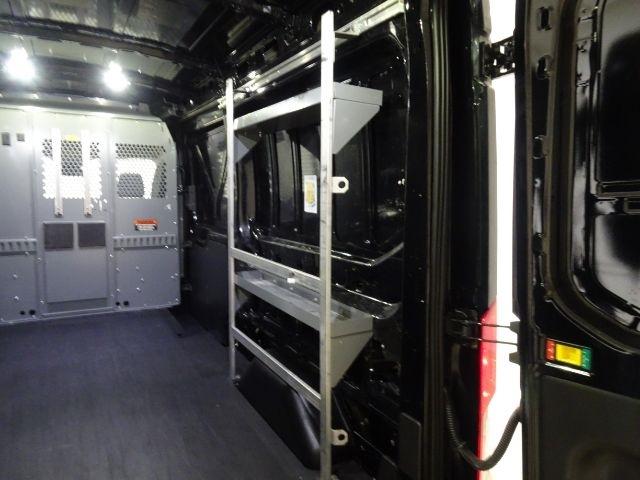 Ford Transit Van T-250 148" Med Rf 9000 GVWR Sliding RH Dr 2017