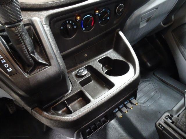 Ford Transit Van T-250 148" Med Rf 9000 GVWR Sliding RH Dr 2017