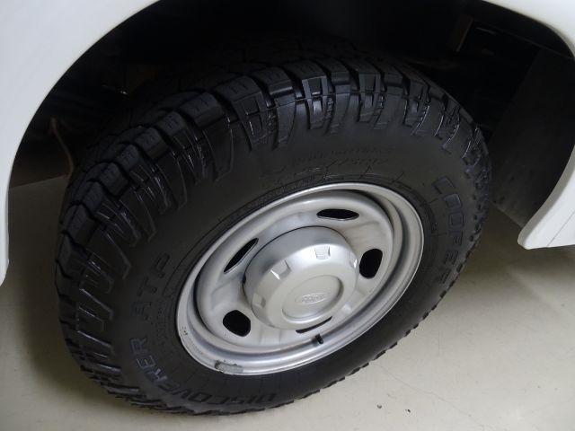 Ford Super Duty F-250 SRW XLT 2WD Reg Cab 8' Box 2019