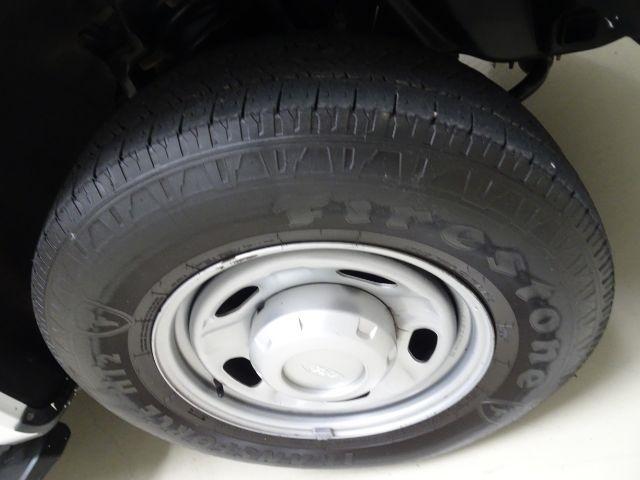 Ford Super Duty F-250 SRW XLT 2WD Reg Cab 8' Box 2019