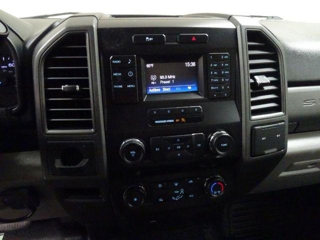 Ford Super Duty F-250 SRW XLT 2WD Reg Cab 8' Box 2019