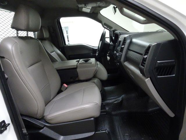 Ford Super Duty F-250 SRW XLT 2WD Reg Cab 8' Box 2019