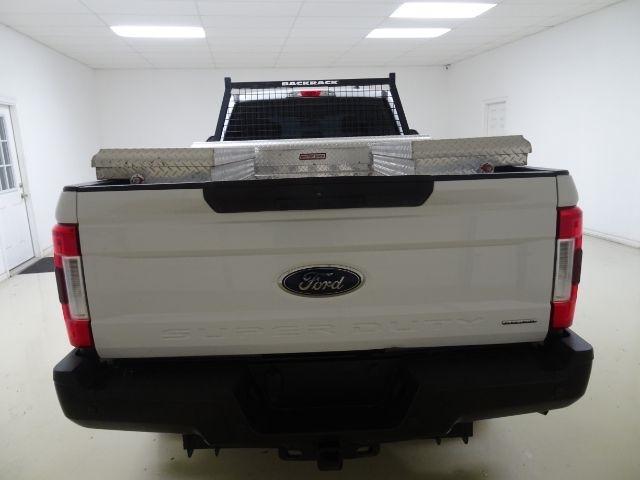 Ford Super Duty F-250 SRW XL 2WD Crew Cab 8' Box 2019