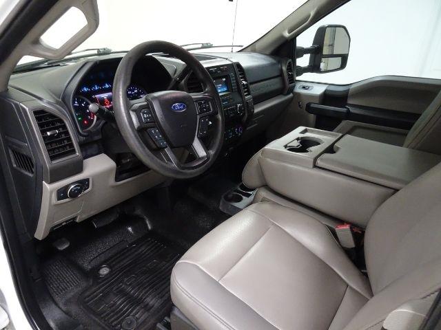 Ford Super Duty F-250 SRW XL 2WD Crew Cab 8' Box 2019