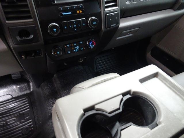 Ford Super Duty F-250 SRW XL 2WD Crew Cab 8' Box 2019