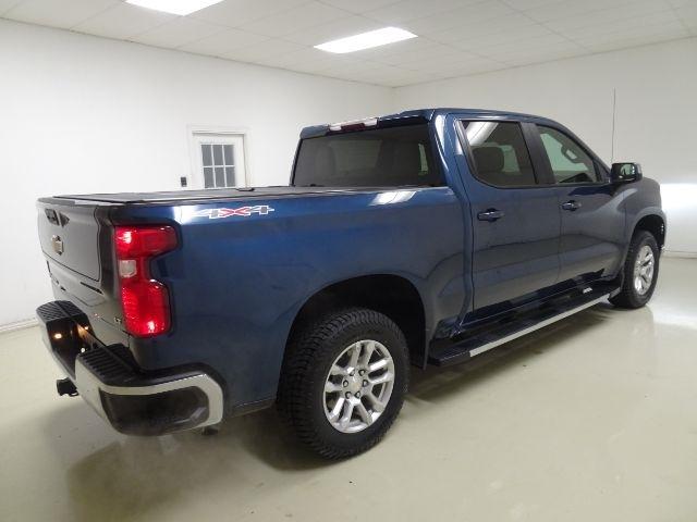 Chevrolet Silverado 1500 4WD Crew Cab 147" LT w/1LT 2023